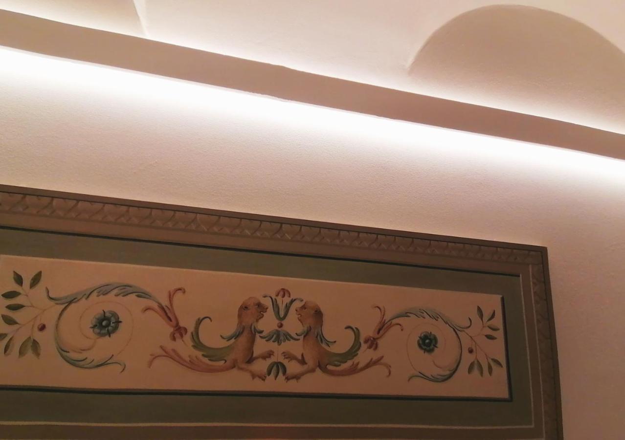 Palazzo Cortesi 马切拉塔 外观 照片
