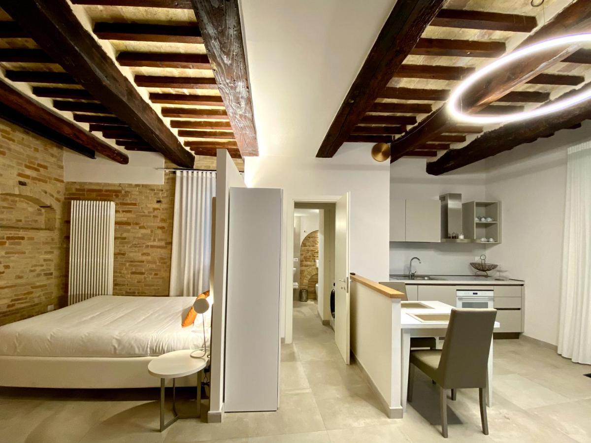 Palazzo Cortesi 马切拉塔 外观 照片