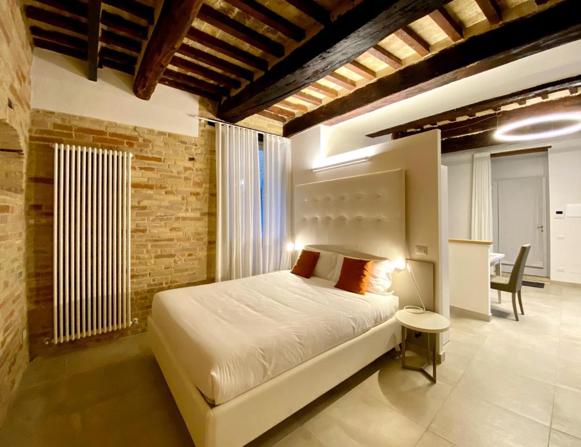 Palazzo Cortesi 马切拉塔 外观 照片