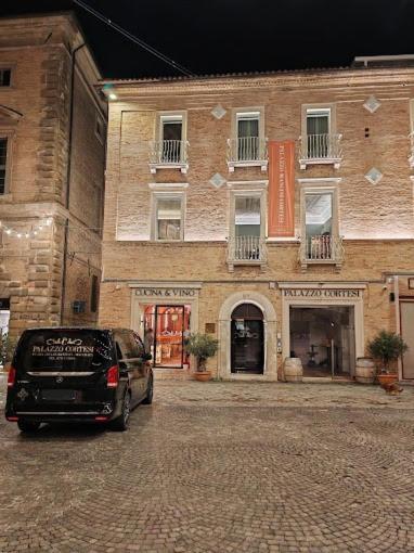 Palazzo Cortesi 马切拉塔 外观 照片